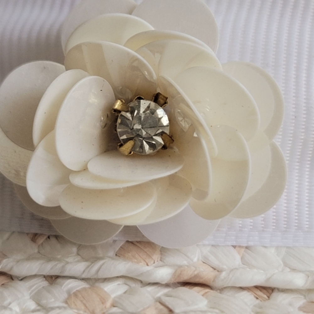 Betsey Johnson | Packable Floral Sun Hat EUC Medium Floppy Brim White & … - Picture 8 of 15